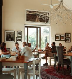 Blou Café / Deli / Bakery